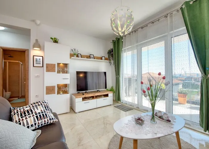 Golubica Апартаменты Трогир